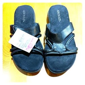 FINAL PRICE- NWT Aerosoles Slip-ons Sandal 8.5